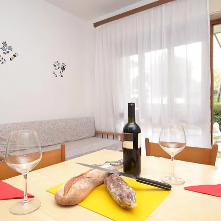 Apartment Comfortable And Bright Flat - Beahost