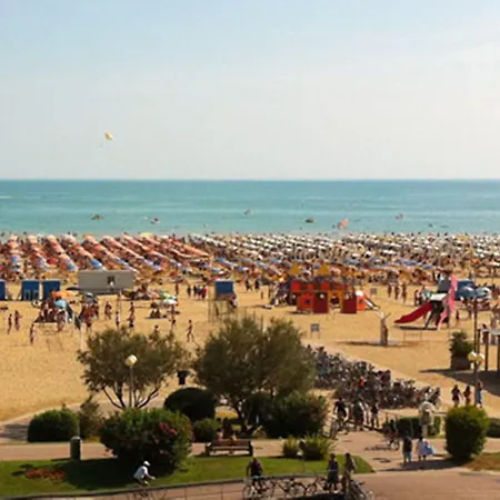 Comfortable And Bright Flat - Beahost Apartman Bibione